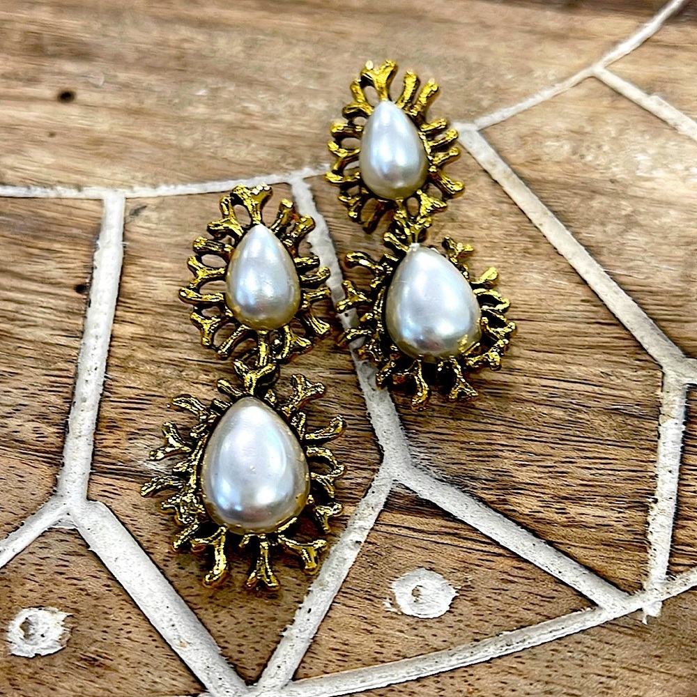Gold Pearl coral earrings
